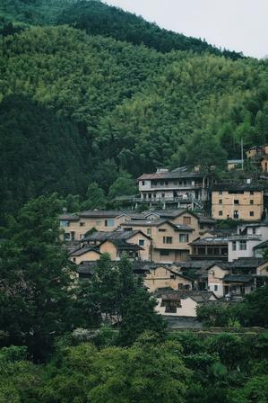 国内 26 个必去宝藏景点推荐(避开大众网红，全新清单)